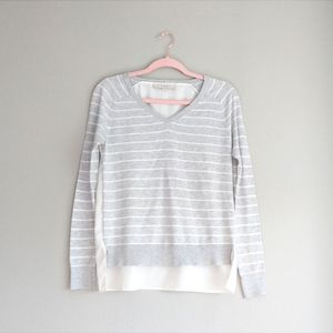 LOFT Gray and Cream Costal Grandma Mixed Media Top